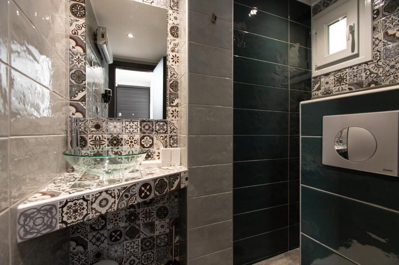 Downtown Luxury Boutique Suites : The Red Suite Thessaloníki Ngoại thất bức ảnh